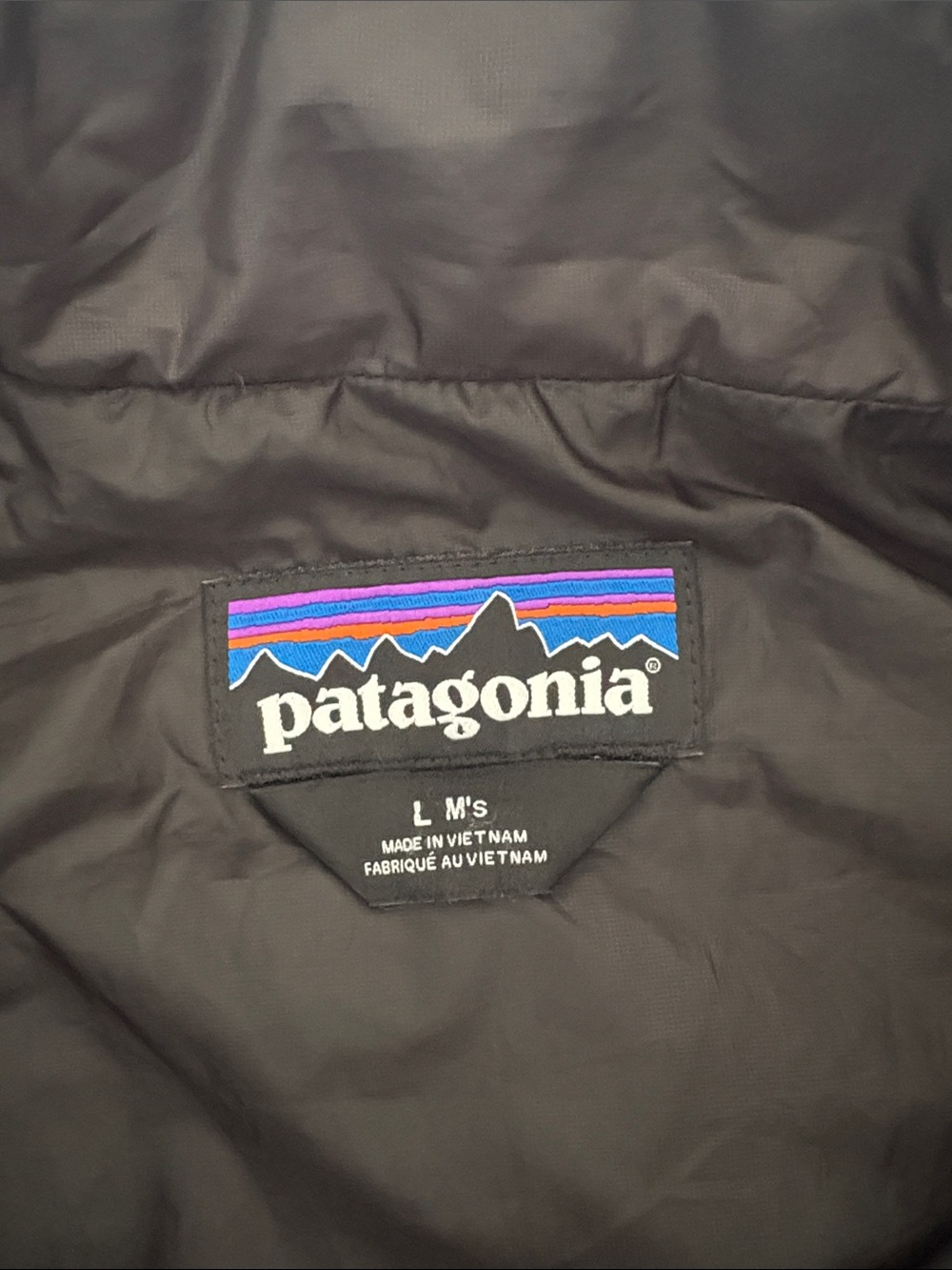 Patagonia Black Quilted Puffer Jacket L Men’s - Picture 2 of 2